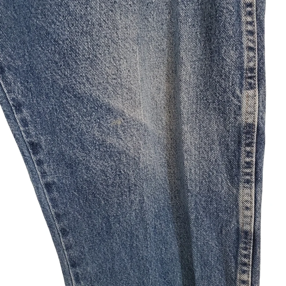 Wrangler Regular Fit Straight Leg Medium Wash Jeans